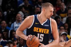 世界杯竞彩买球 -森林狼不敌掘金！全民皆(jiē)兵(bīng)，约基奇與(yǔ)穆雷太浪，森林狼因失误而(ér)输