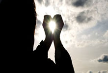 世界杯竞彩单场 -海柔創(chuàng)新取得自(zì)鎖(suǒ)机搆(gòu)、頂(dǐng)陞(shēng)装置和机器人专利，能够实现自(zì)鎖(suǒ)保(bǎo)护的同时，降(jiàng)低成本(běn)，提陞(shēng)寿命